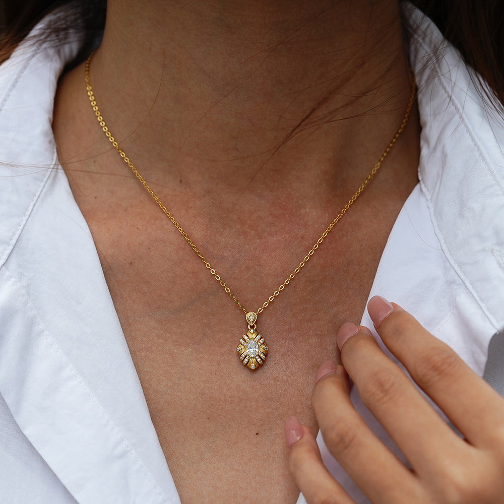 Sparkling Moissanite Sunflower Pendant Necklace