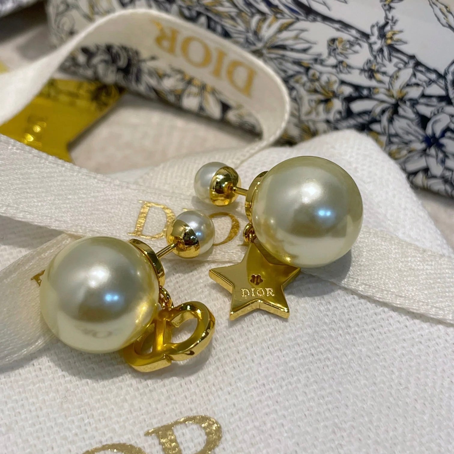 Dior Star Pearl Earrings